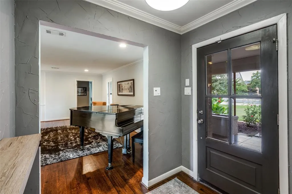 6838 Pemberton Drive