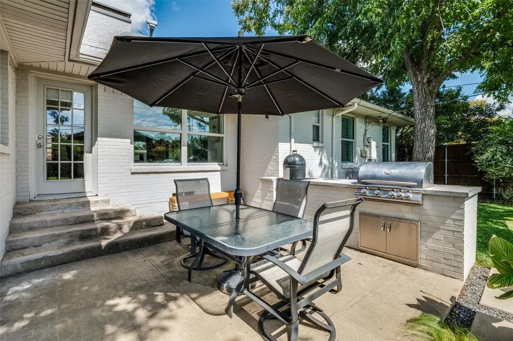6838 Pemberton Drive