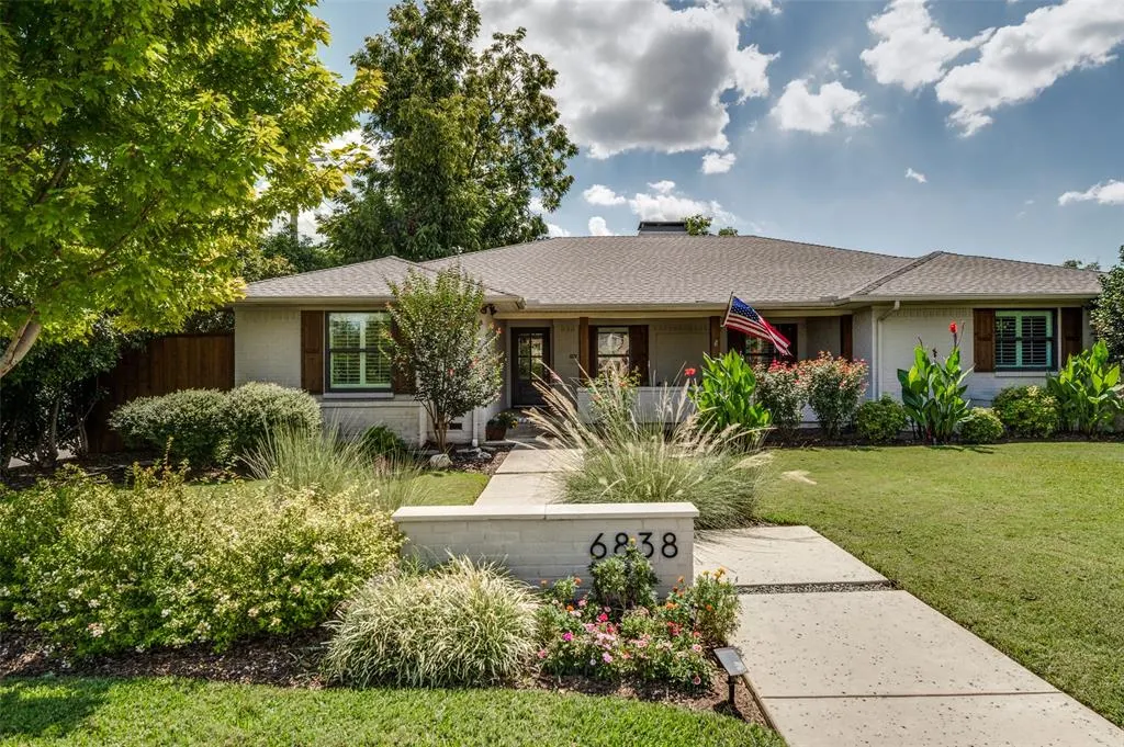 6838 Pemberton Drive