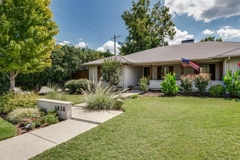 6838 Pemberton Drive