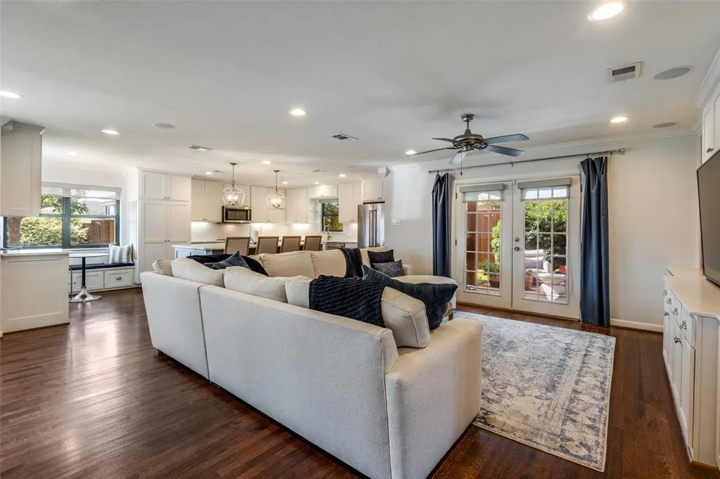 6838 Pemberton Drive