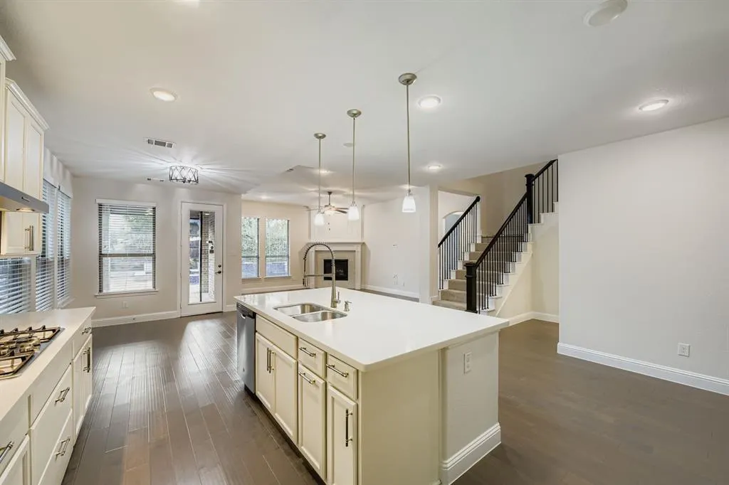 2400 Triton Drive
