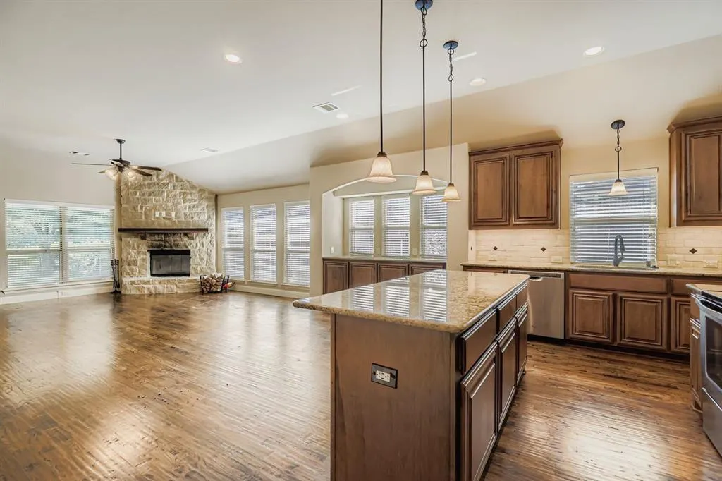 1021 Longhorn Drive