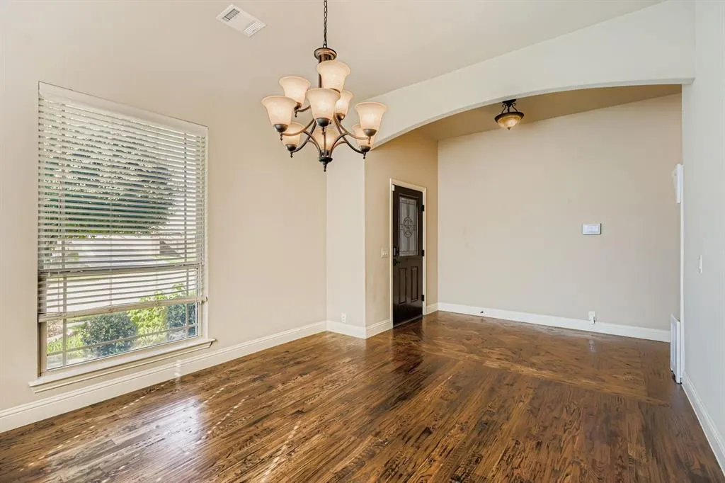 1021 Longhorn Drive