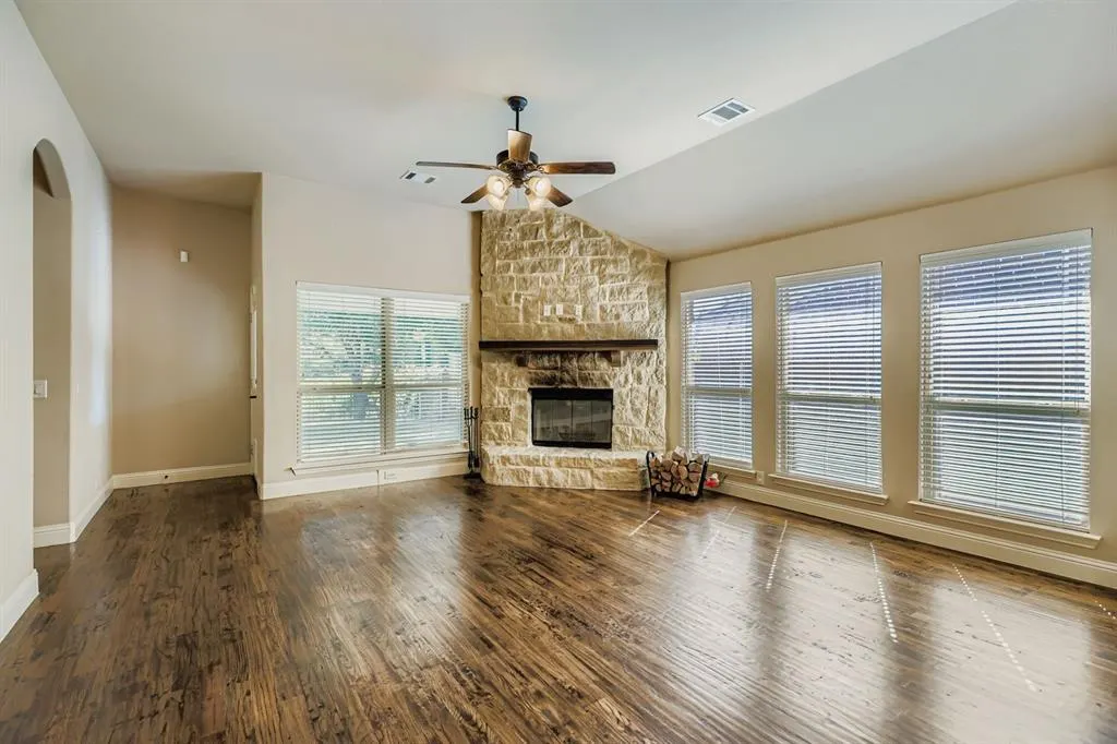 1021 Longhorn Drive