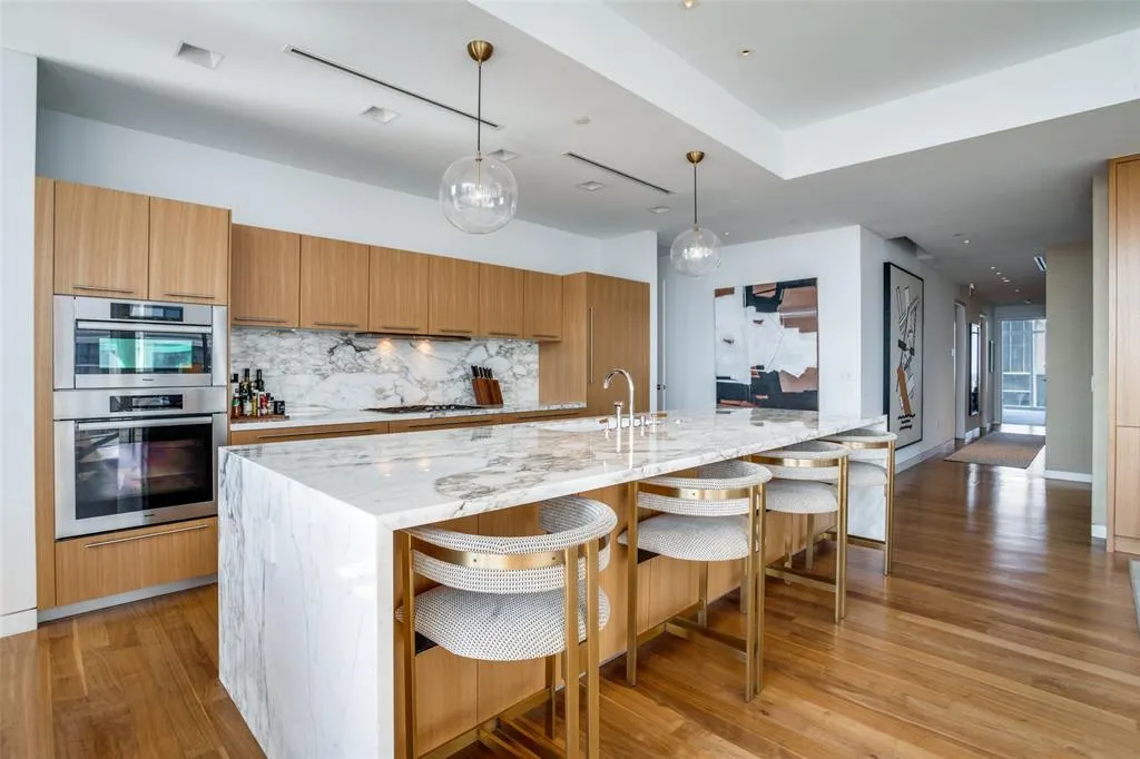 1918 Olive Street, #2602