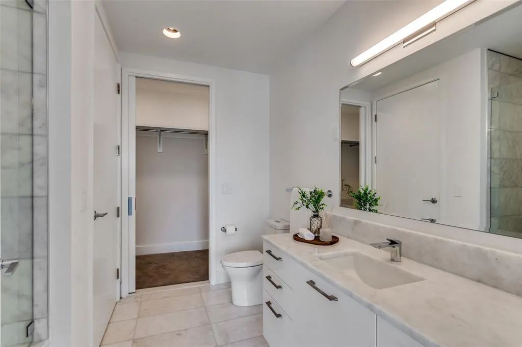 7901 Windrose Avenue, #906
