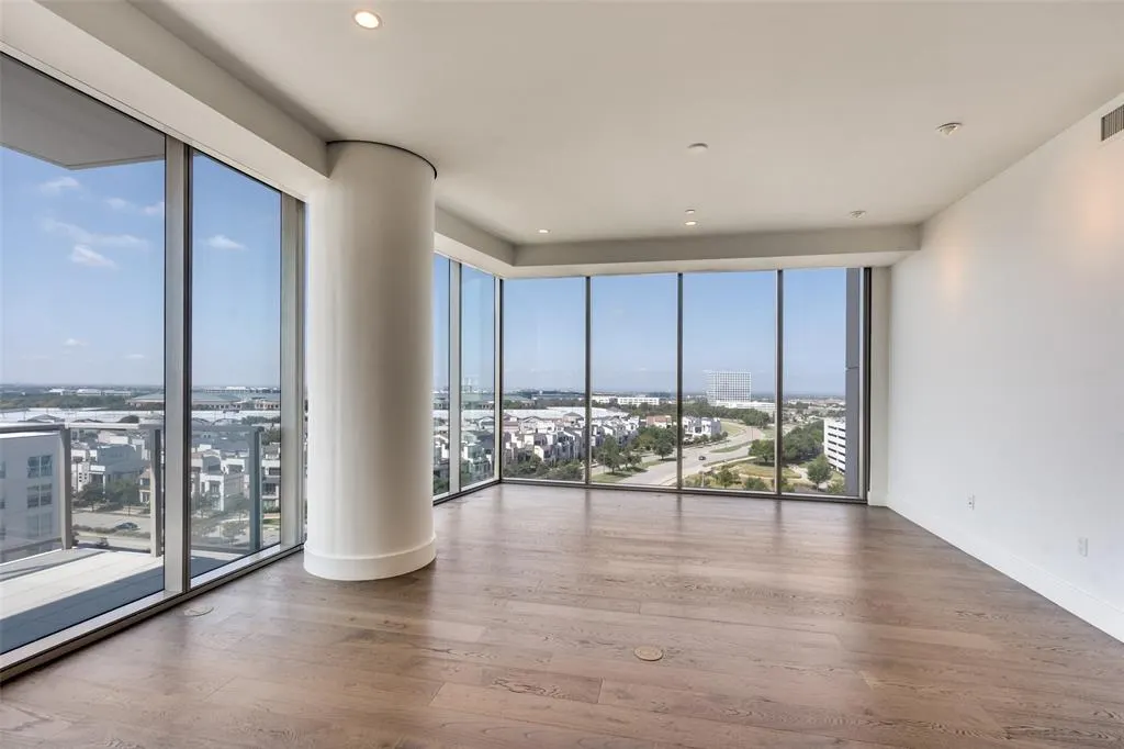 7901 Windrose Avenue, #906