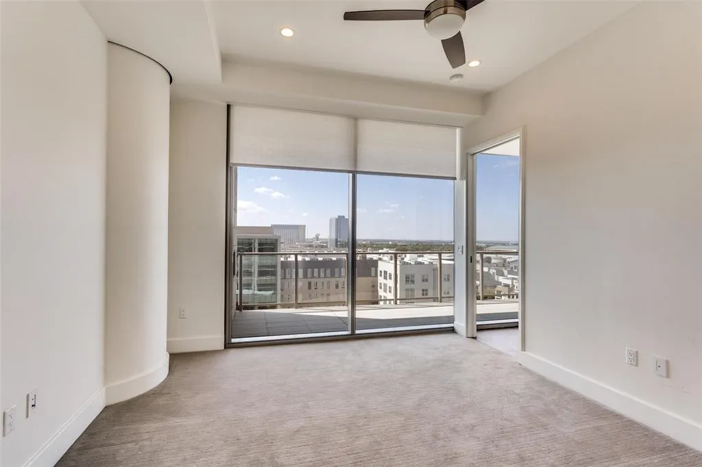 7901 Windrose Avenue, #906