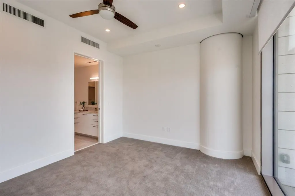 7901 Windrose Avenue, #906