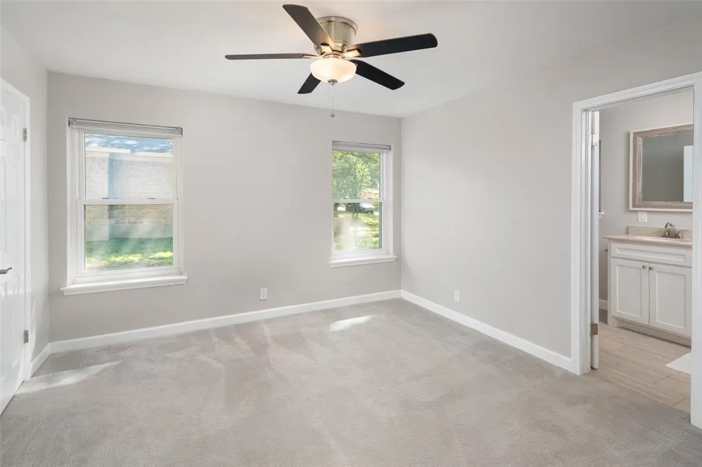 4039 Myerwood Lane