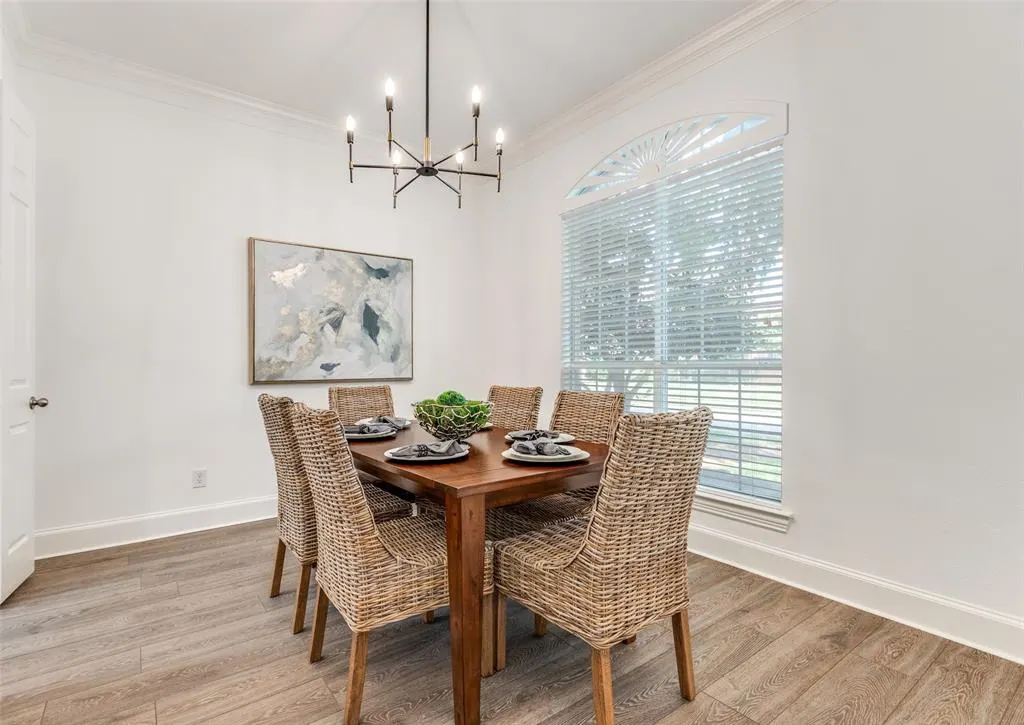 3817 Guadalupe Lane