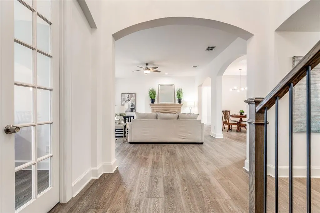 3817 Guadalupe Lane