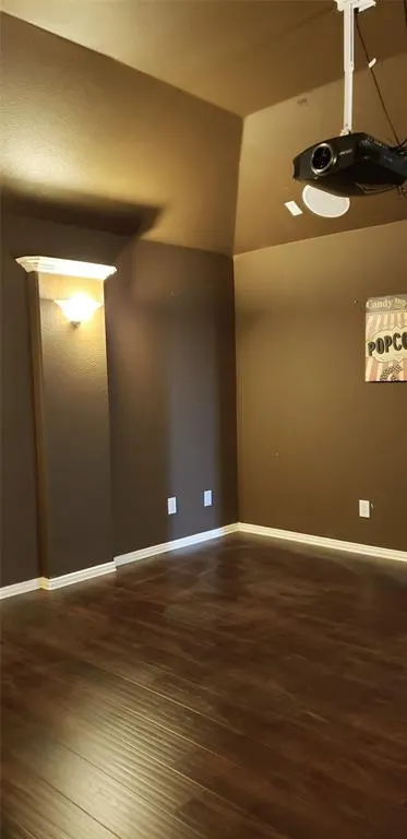 1313 Wheatear Drive