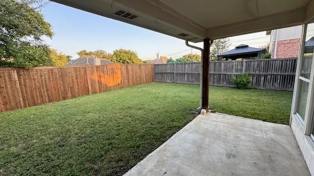 913 Austin Lane