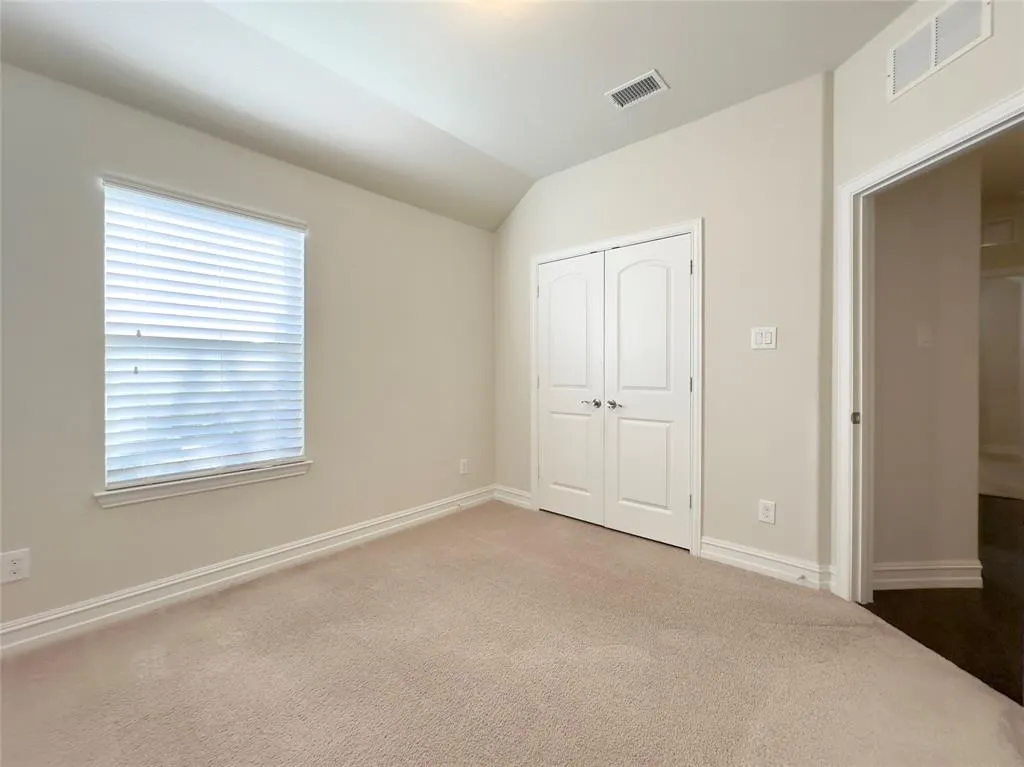 6808 Lighthouse Lane