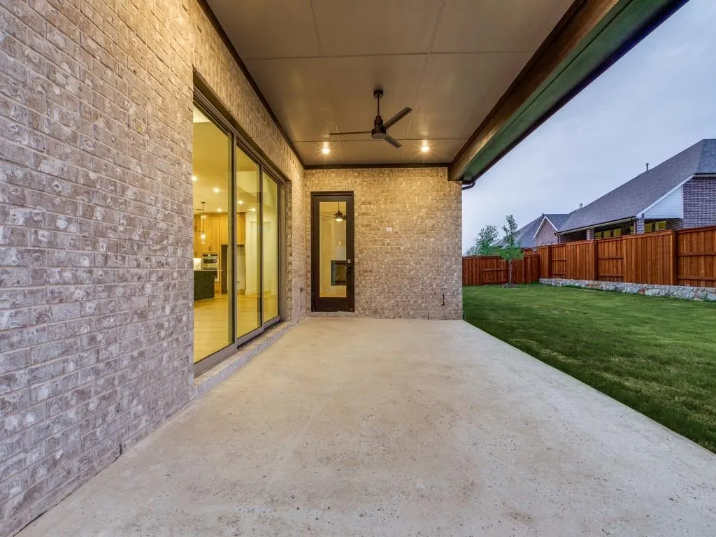 1540 Fairmont Drive
