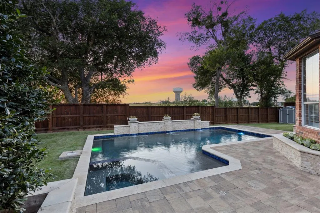 410 Willowview Drive
