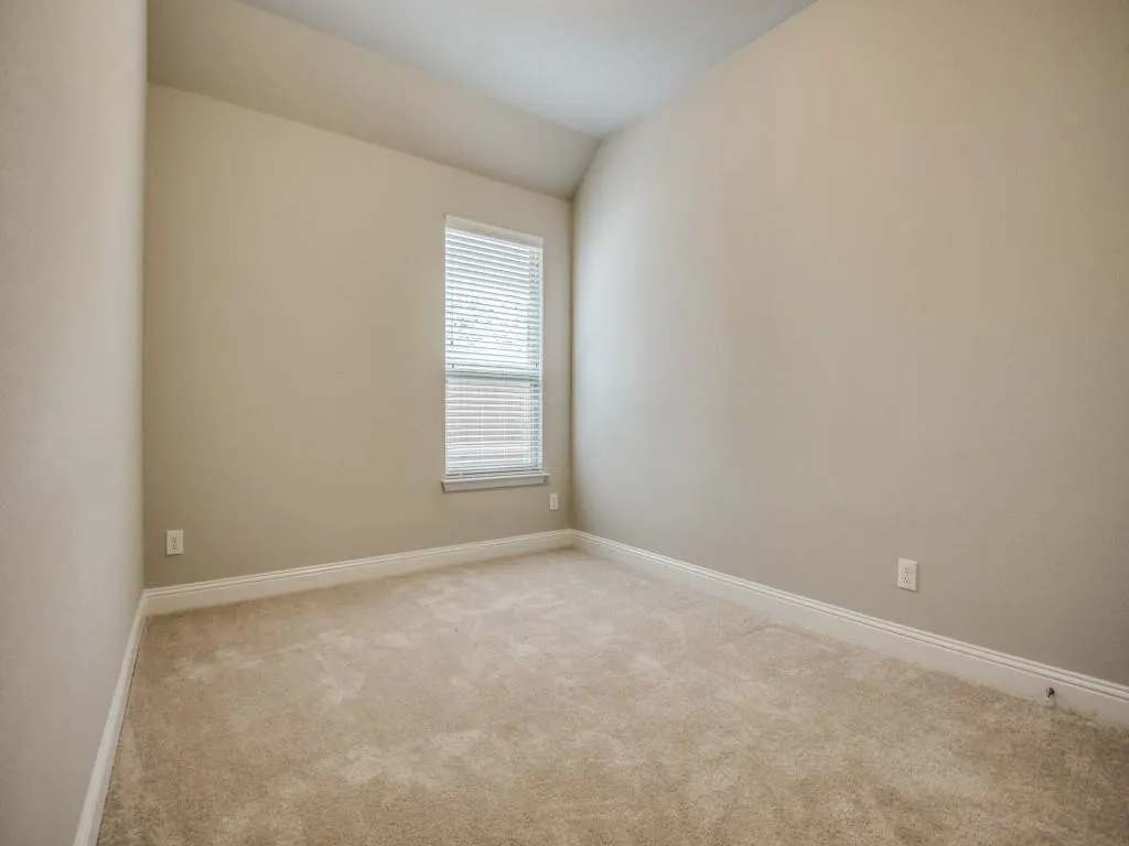 812 Llano Falls Drive