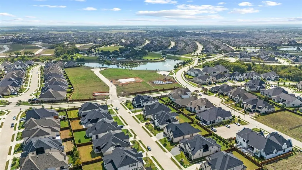 2301 Oaklawn Drive