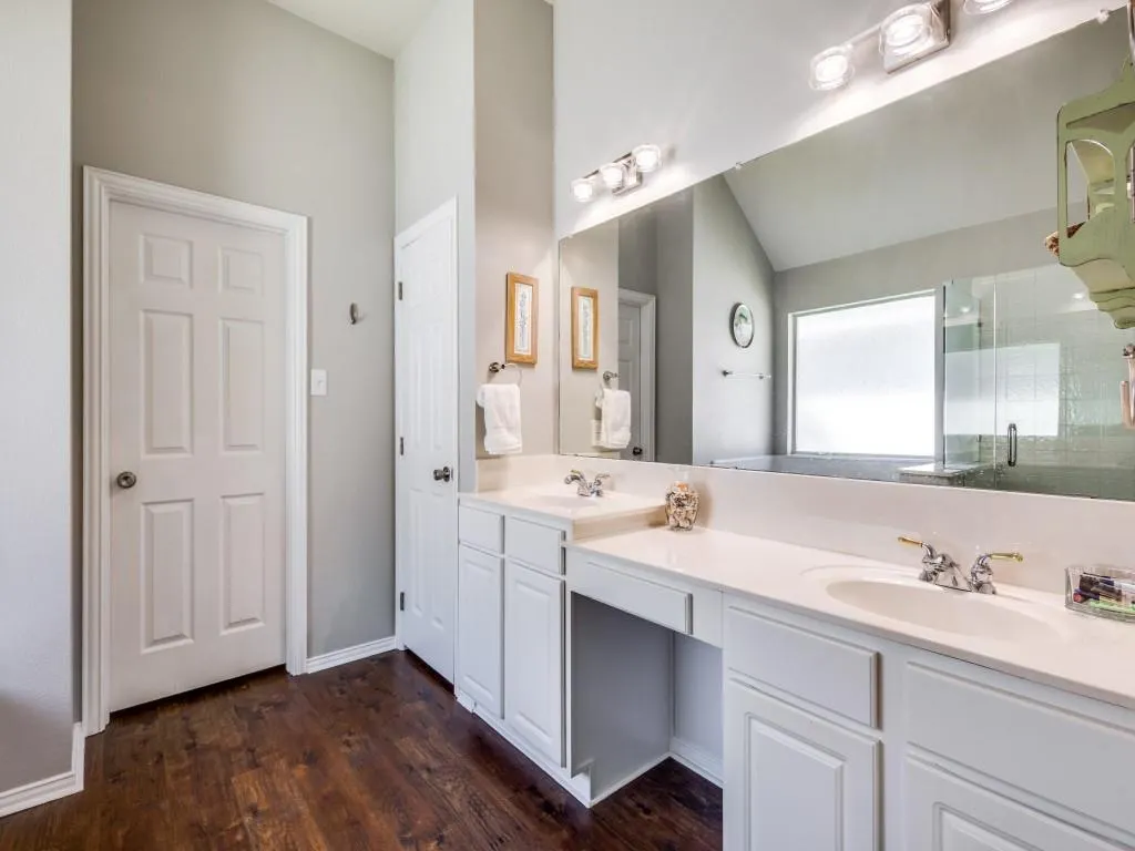3505 Wind Flower Lane