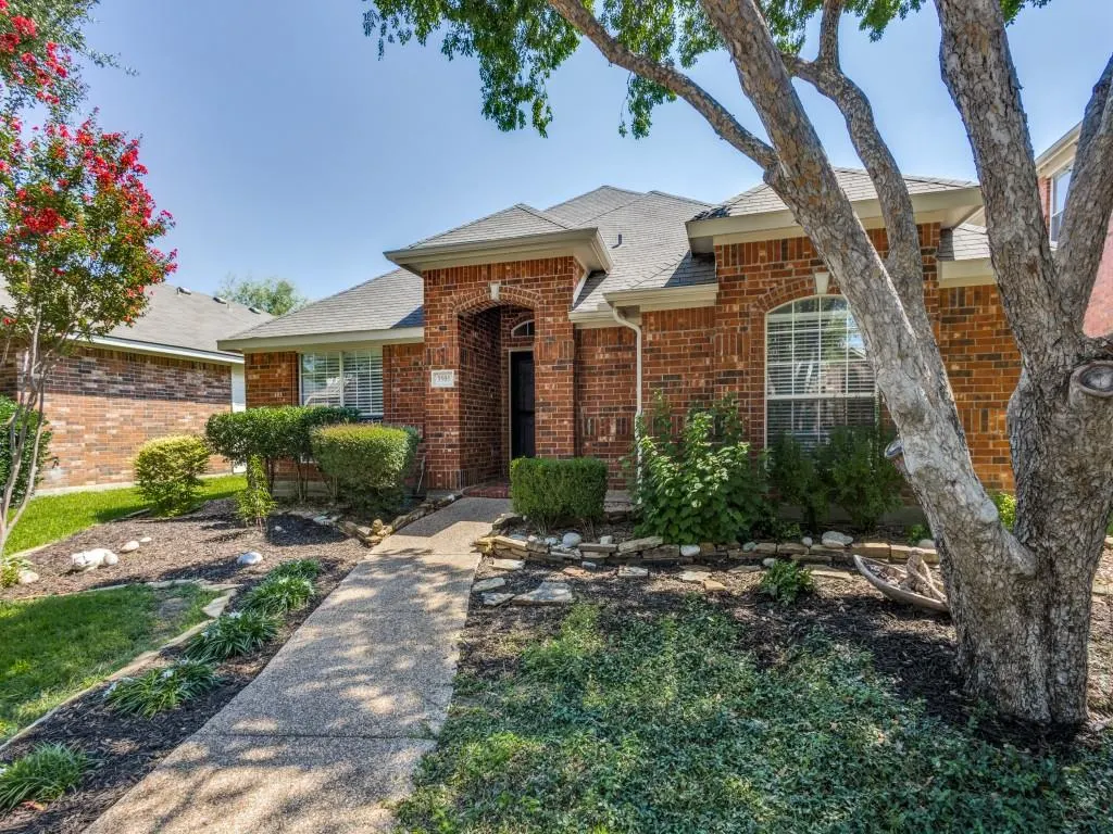 3505 Wind Flower Lane