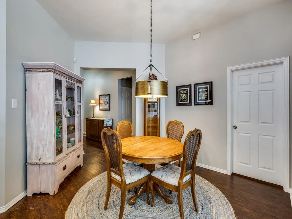 3505 Wind Flower Lane