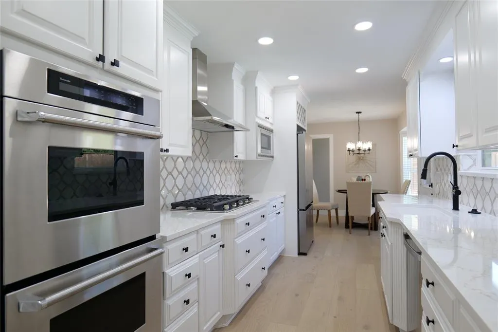 2109 Heather Hill Lane