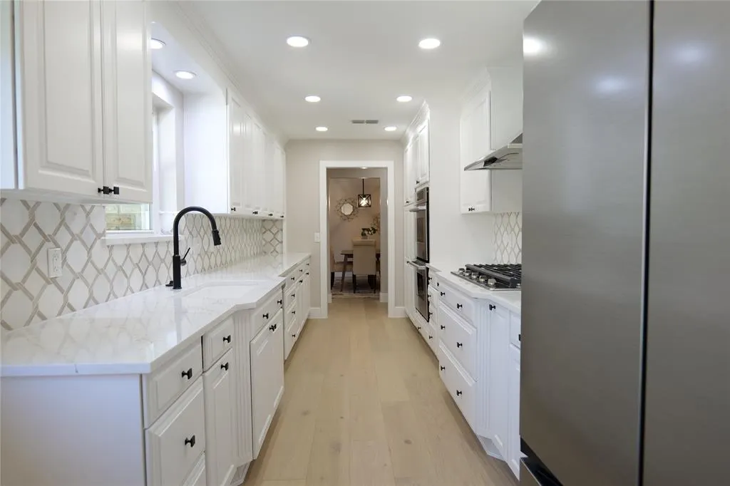 2109 Heather Hill Lane