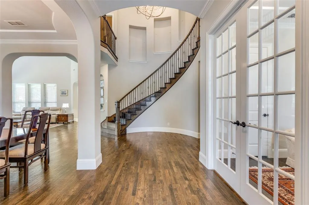 6105 Gilford Drive
