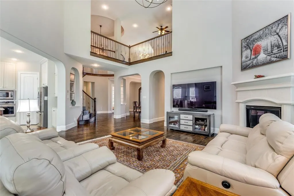 6105 Gilford Drive