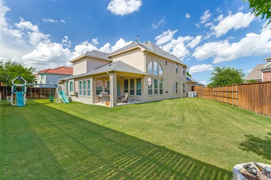 6105 Gilford Drive