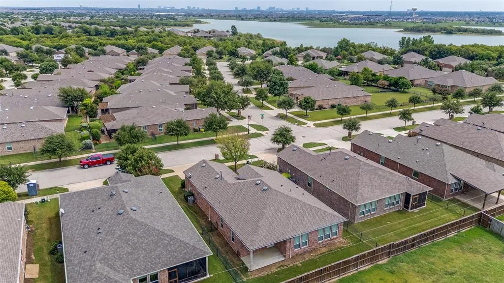 6445 Paragon Drive
