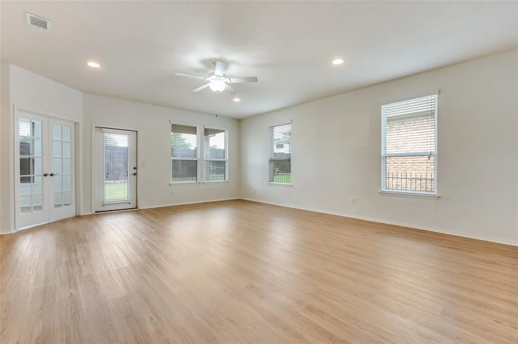 6445 Paragon Drive