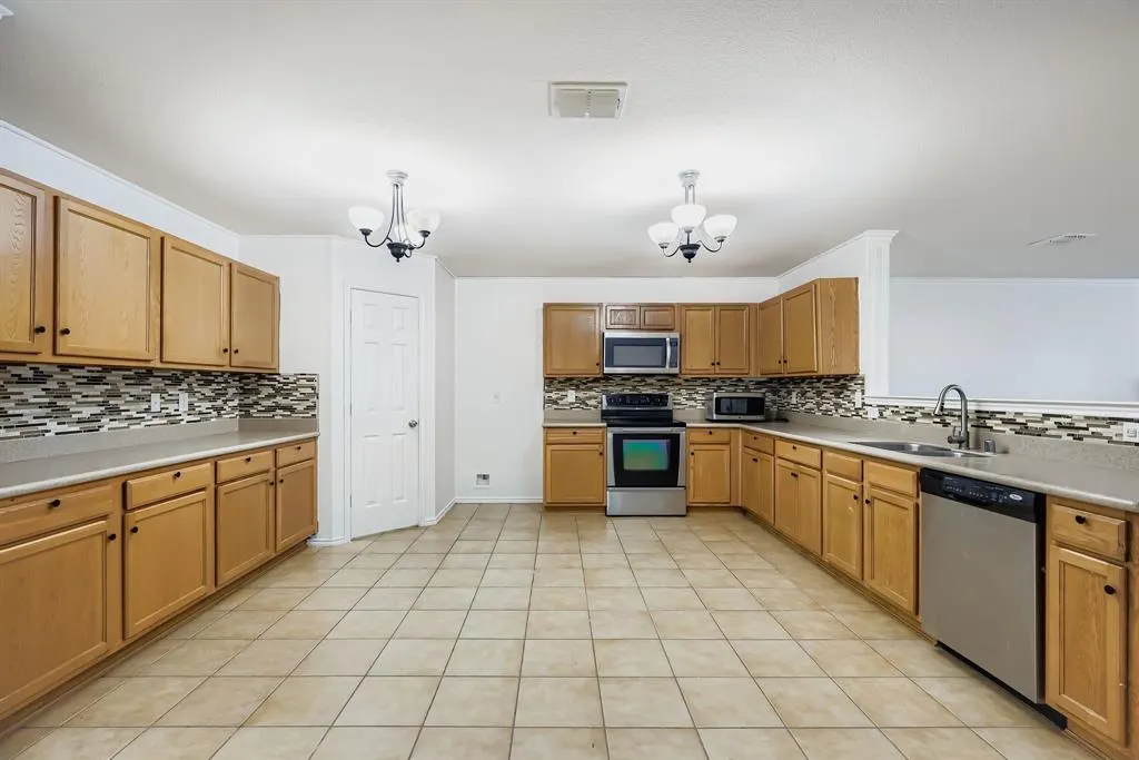 1325 Shelborn Drive