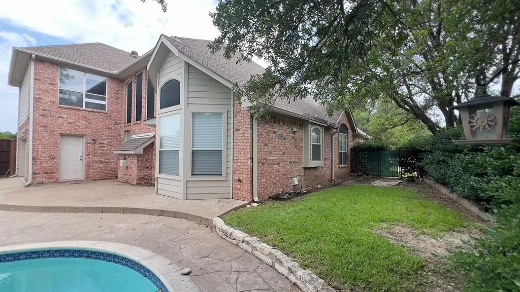 4620 Hinton Drive