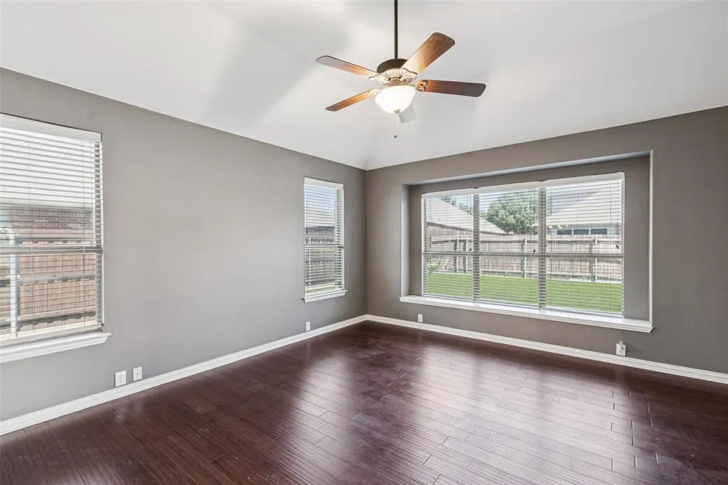 2425 Thunderbrook Drive