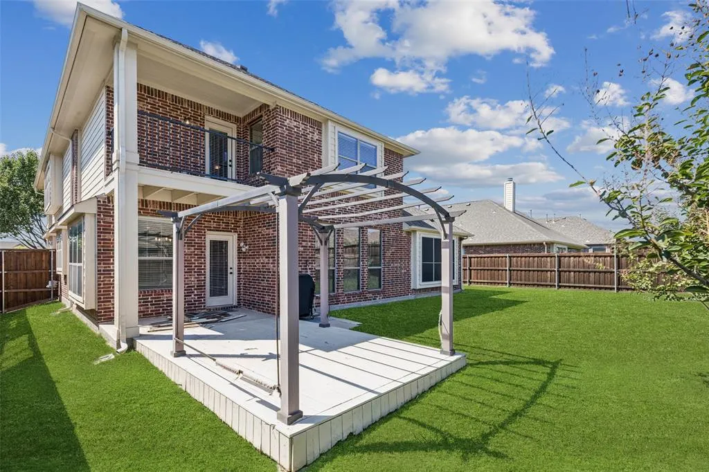 2425 Thunderbrook Drive