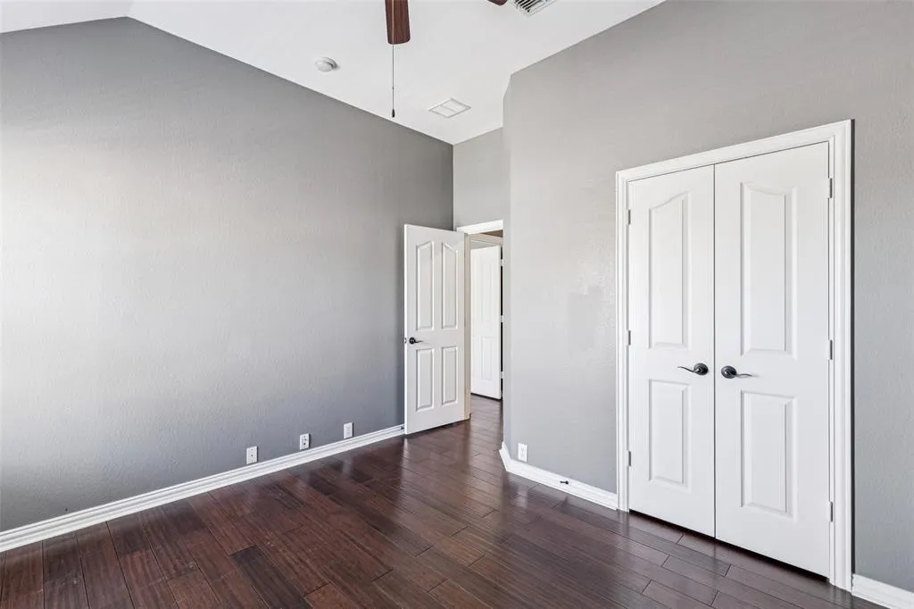 2425 Thunderbrook Drive