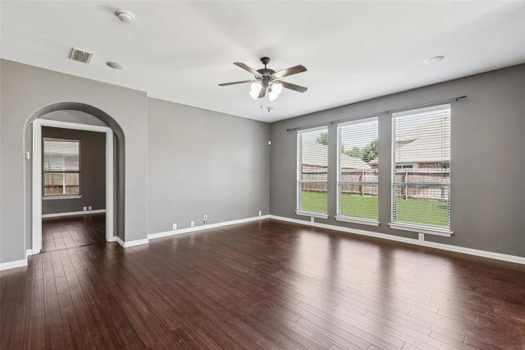 2425 Thunderbrook Drive