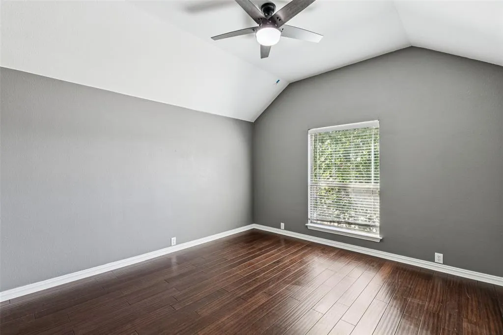 2425 Thunderbrook Drive