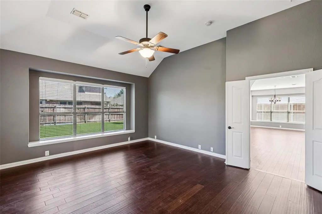 2425 Thunderbrook Drive