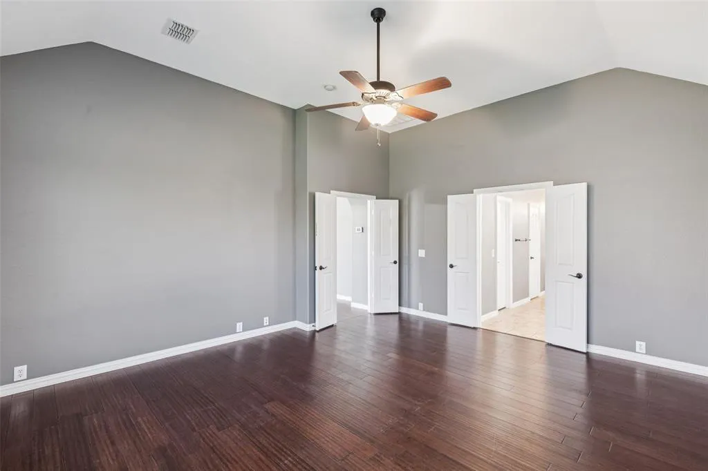 2425 Thunderbrook Drive