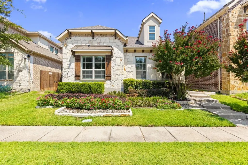 3025 Hurstwood Drive