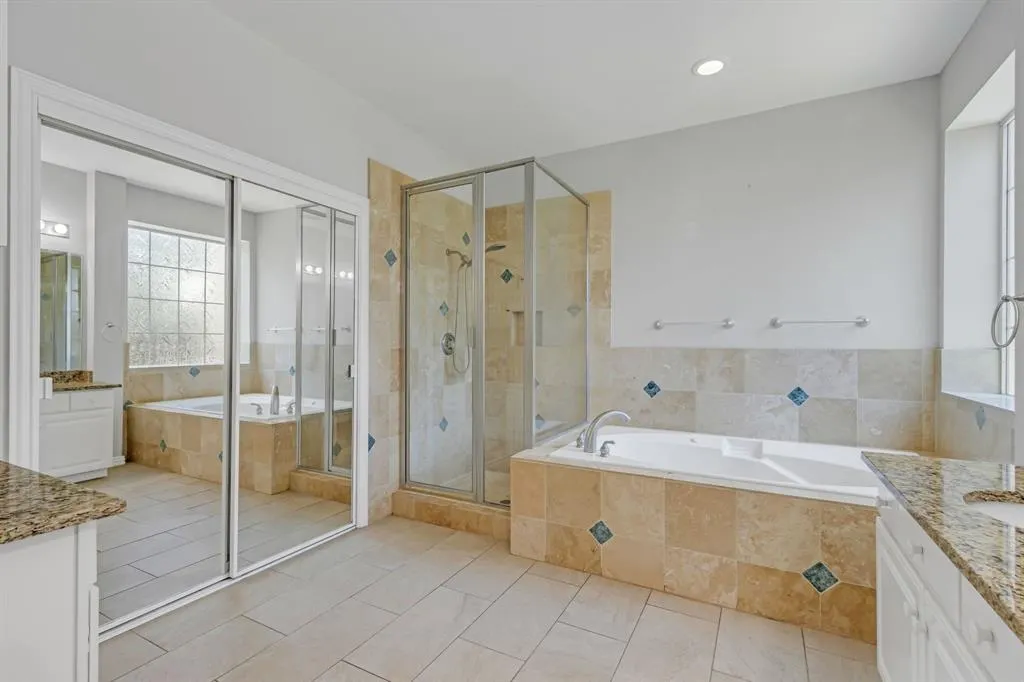 4001 Mayflower Lane