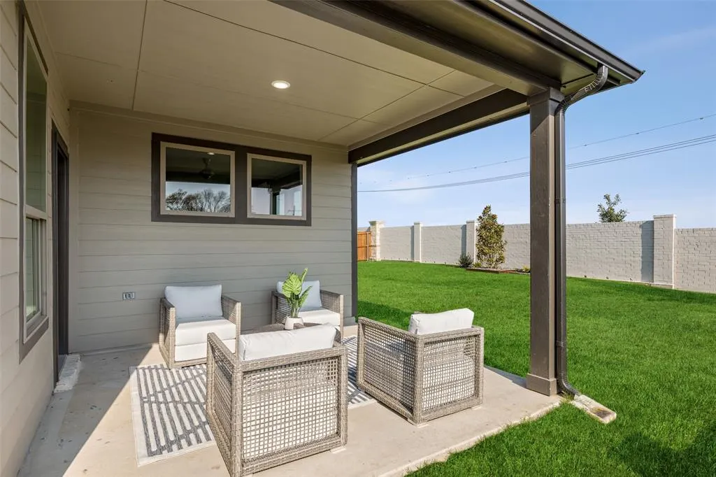 1009 Rosemary Hill Drive