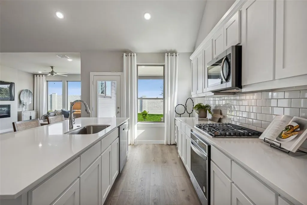1009 Rosemary Hill Drive