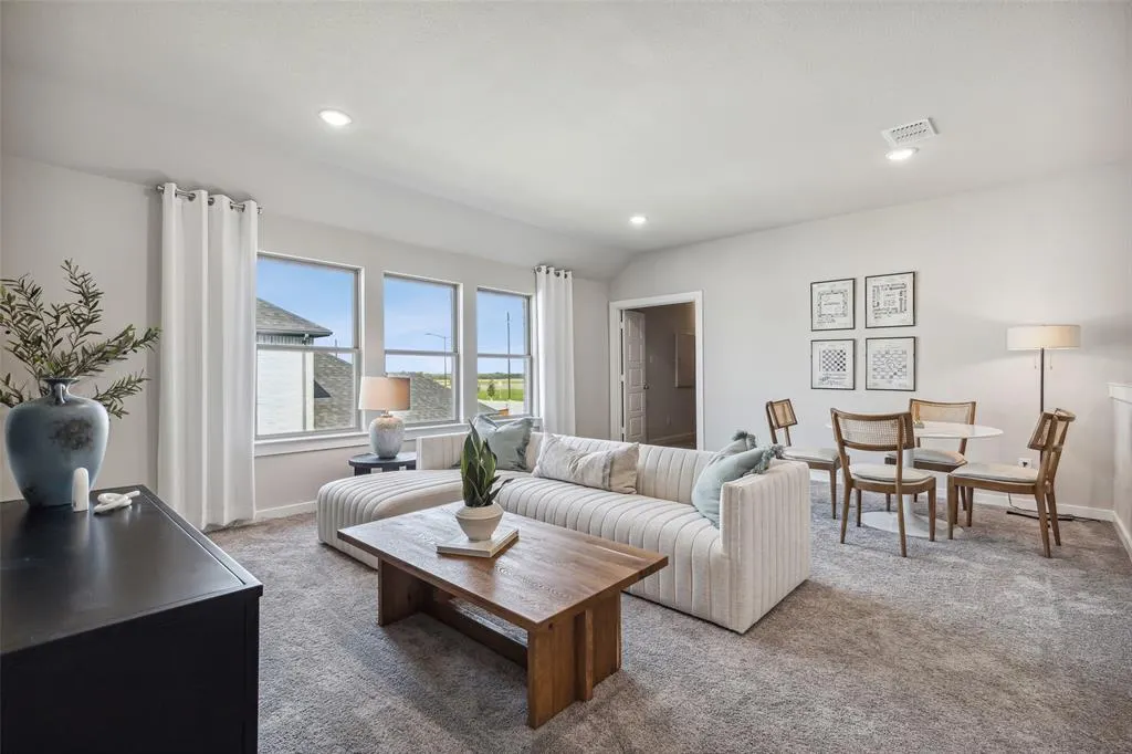 1009 Rosemary Hill Drive