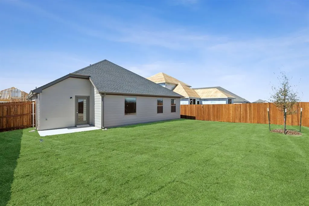1002 Rosemary Hill Drive