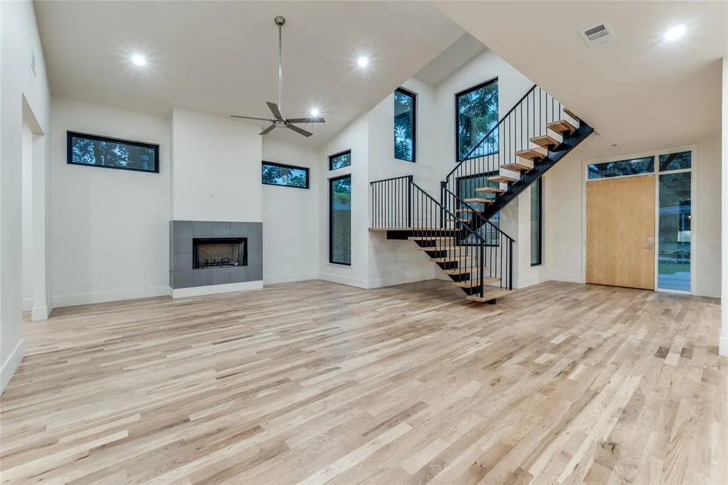 8802 Diceman Drive